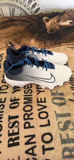 9W Nike Molded Softball Cleats