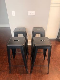 Set of 4 Black Metal Bar Stools – 30” Bar Height