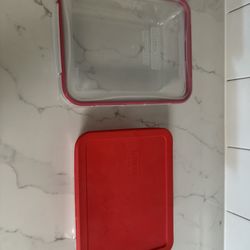 Pyrex Glass Food Storage Containers with Red Lid