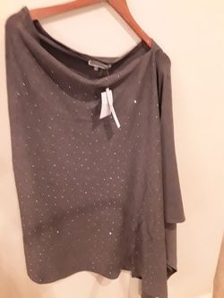 VERY FINE PONCHO. NEW WITH TAGS. SIZE. 1X