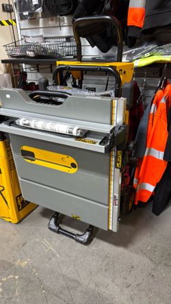 Dewalt 10inch table saw with stand 7491 rs