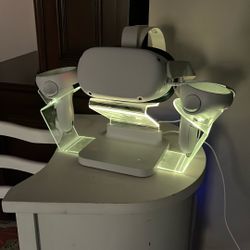 Oculus Quest 2 VR Headset with Light Up Charging Station