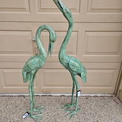 Lifesize Bronze Cranes fountains 