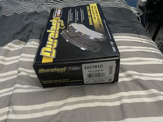 Duralast Gold DG791C (discontinued) rear ceramic brake pads for 1999 to 2004 Jeep Grand Cherokee