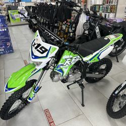 Apollo RFZ 125CC Dirt Bike! Finance For $150 Down Payment!!