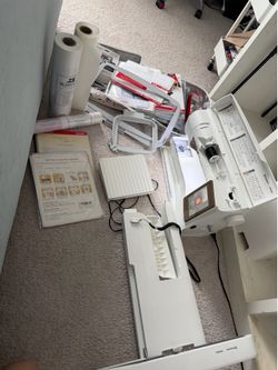 HUSQVARNA VIKING DESIGNER TOPAZ 50 Sewing & Embroidery Machine