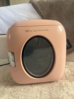 Frigidaire Pink Mini Fridge – Retro Style
