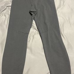 Men's Lululemon Black Jogger - Size Small (28” inseam)