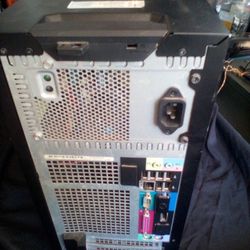 DELL DESKTOP COMPUTER + GPU CARD