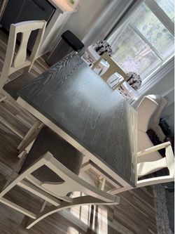 Dinning table with 4 chairs