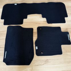 2024 Honda CRV floor mat set new