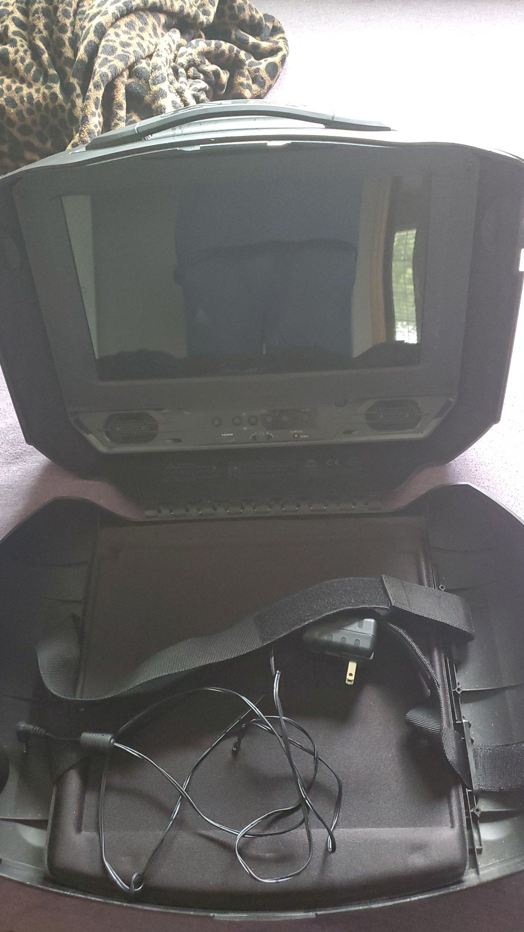 Portable tv for gaming