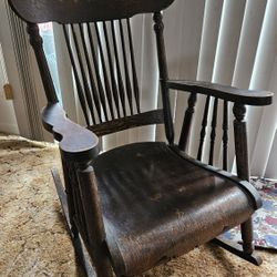 Antique Rocking Chair 