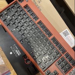NovelKeys Classic TKL Hotswappable Mechanical Keyboard, Ironstone Orange, Lubed Durock V3 Stabilizers, MINT condition