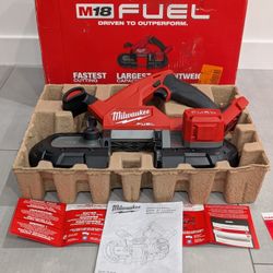 Milwaukee M18 FUEL 18V Lithium-lon Brushless Cordless Compact Bandsaw (Tool-Only)