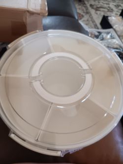 New in Box, Divided Serving Tray
