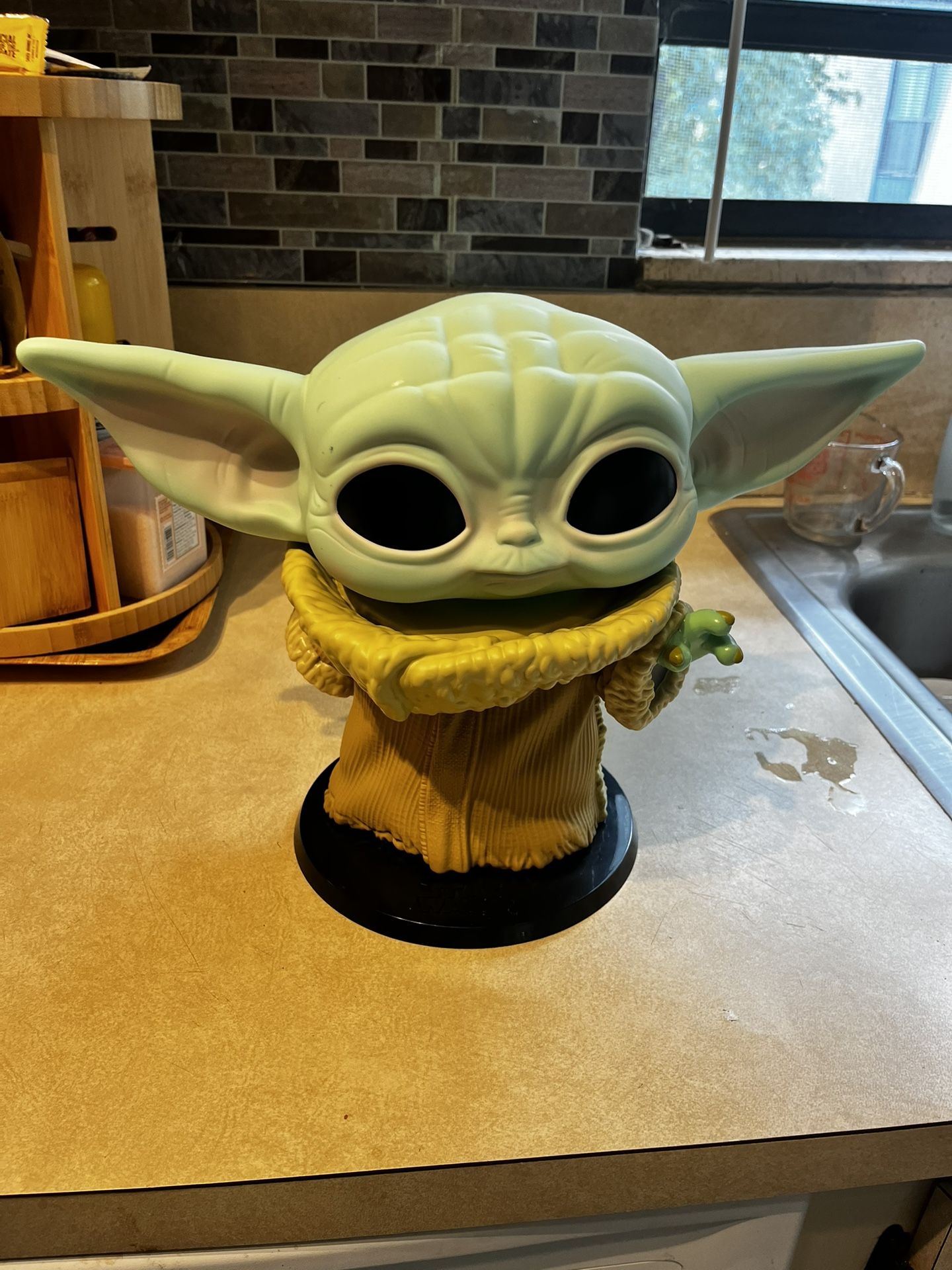 15” Very Large Grogu Bubblehead