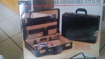 Top Grain Leather Expandable Attache