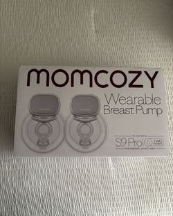 Momcozy Breast Pumps