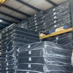 ❤️❤️❤️ QUEEN SIZE ORTHOPEDIC FIRM MATTRESS SET LIQUIDATION SALE ❤️❤️❤️