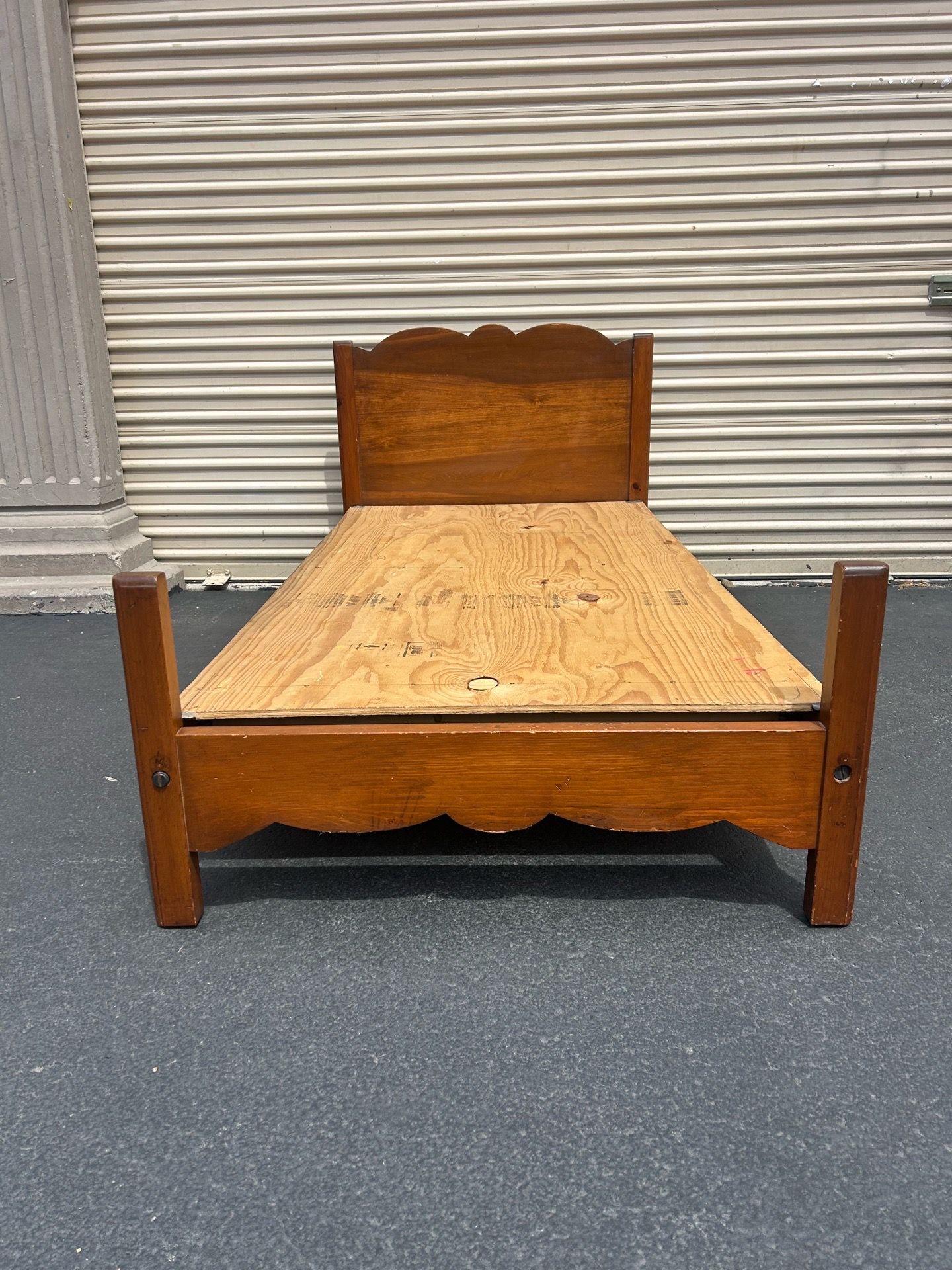 Twin size bed frame