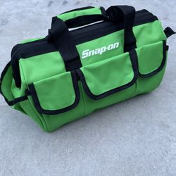 Snap On Tools Large Tool Bag Travel Carry Case Storage Snap-On Racing Tool Green  Happy to answer any questions you have! Thanks! 