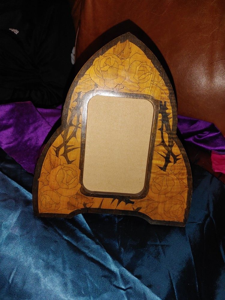 Unique Inlay Wooden Picture Frame