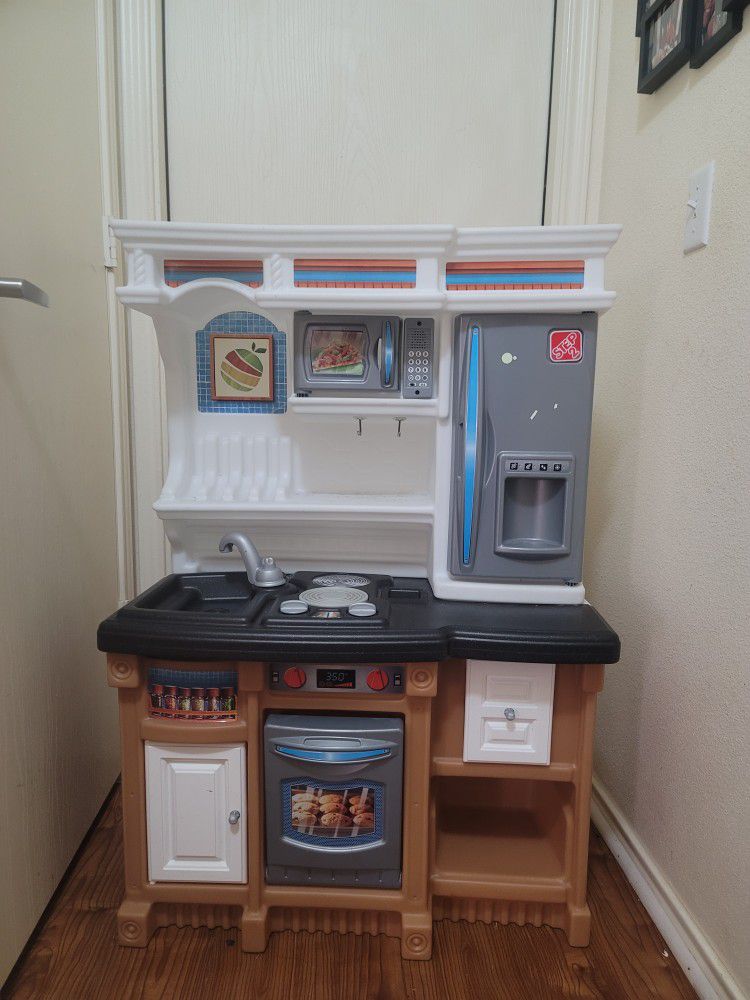 Eletric Children's Toy Kitchen 