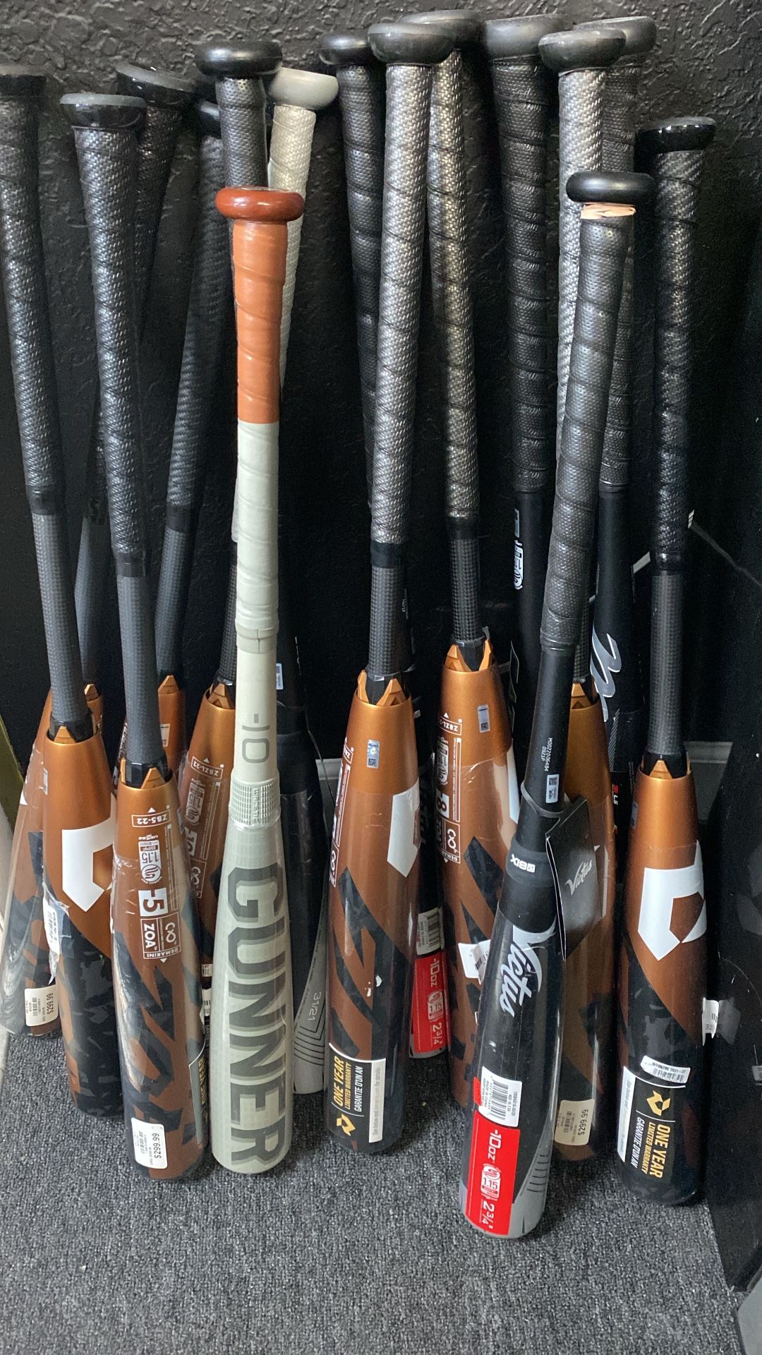 BRAND NEW Baseball Bats At Huge Discounts!!