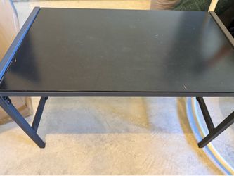Outdoor coffee table (glass top)