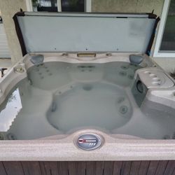 Open Design 12k Sundance Spa For 6