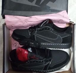 Phantom Travis Scott Jordan 1