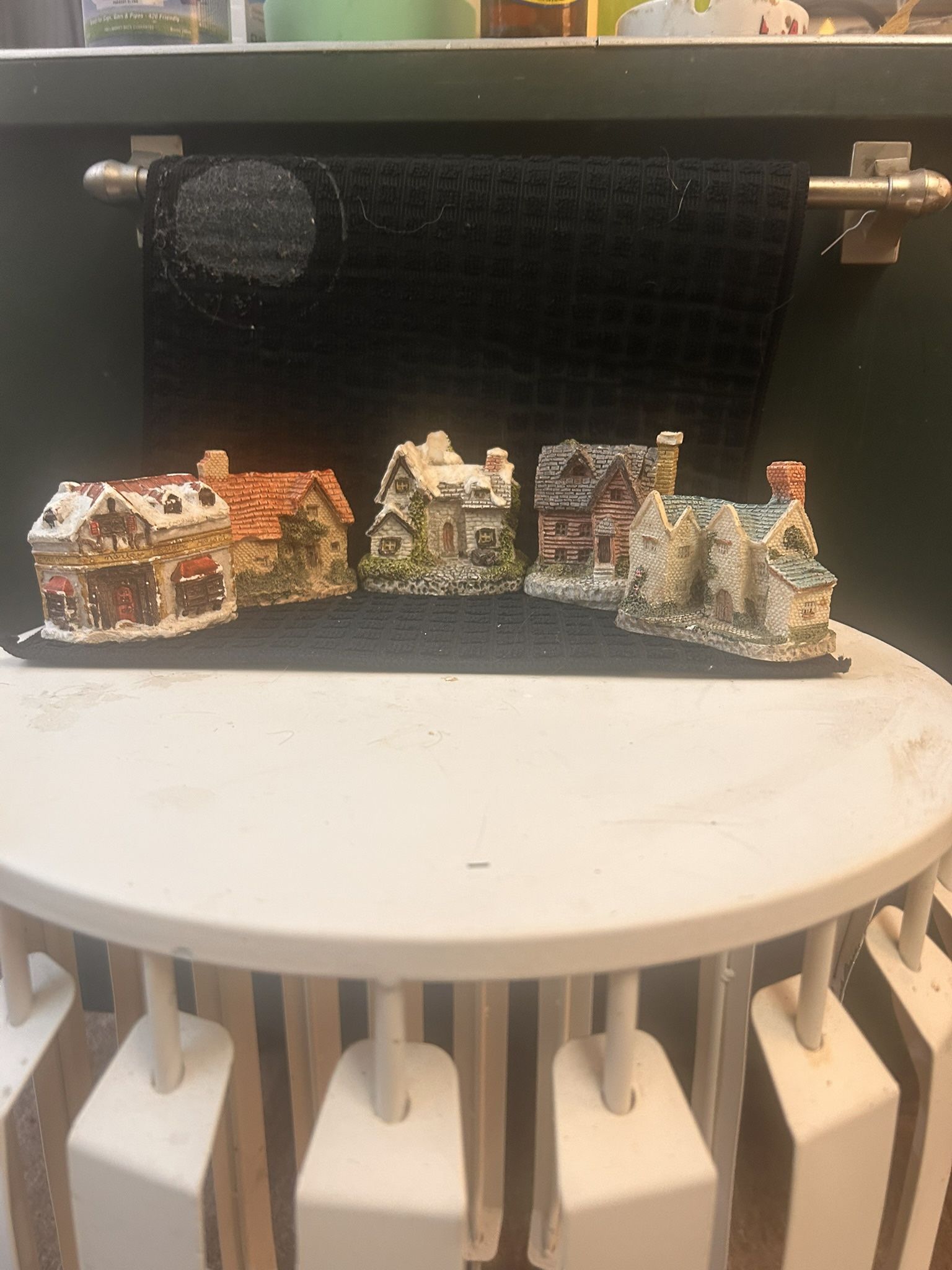 Vintage. Museum Collection And Dickens Xmas Collection