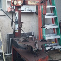 I'm Salle Tire Machine Coats 5060E 