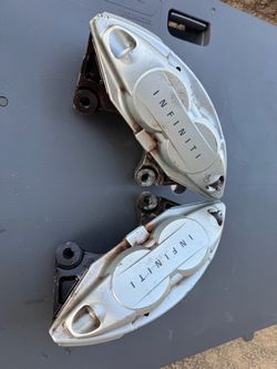 G37 front calipers Akebono brembo