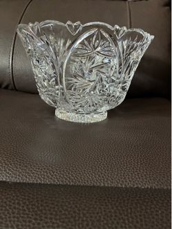 Crystal serving bowl