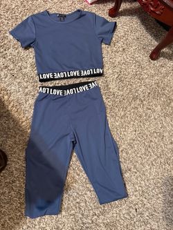 Crop legging outfit