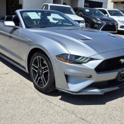 2022 Ford Mustang Premium 