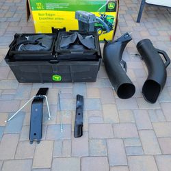 John Deere 48 in. Twin Bagger for 100 Series Tractors
