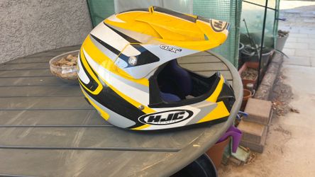 Dirt bike helmet