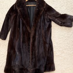 Vintage Full-Length Mink Coat – Kasper Furs Chicago – Excellent Conditionl