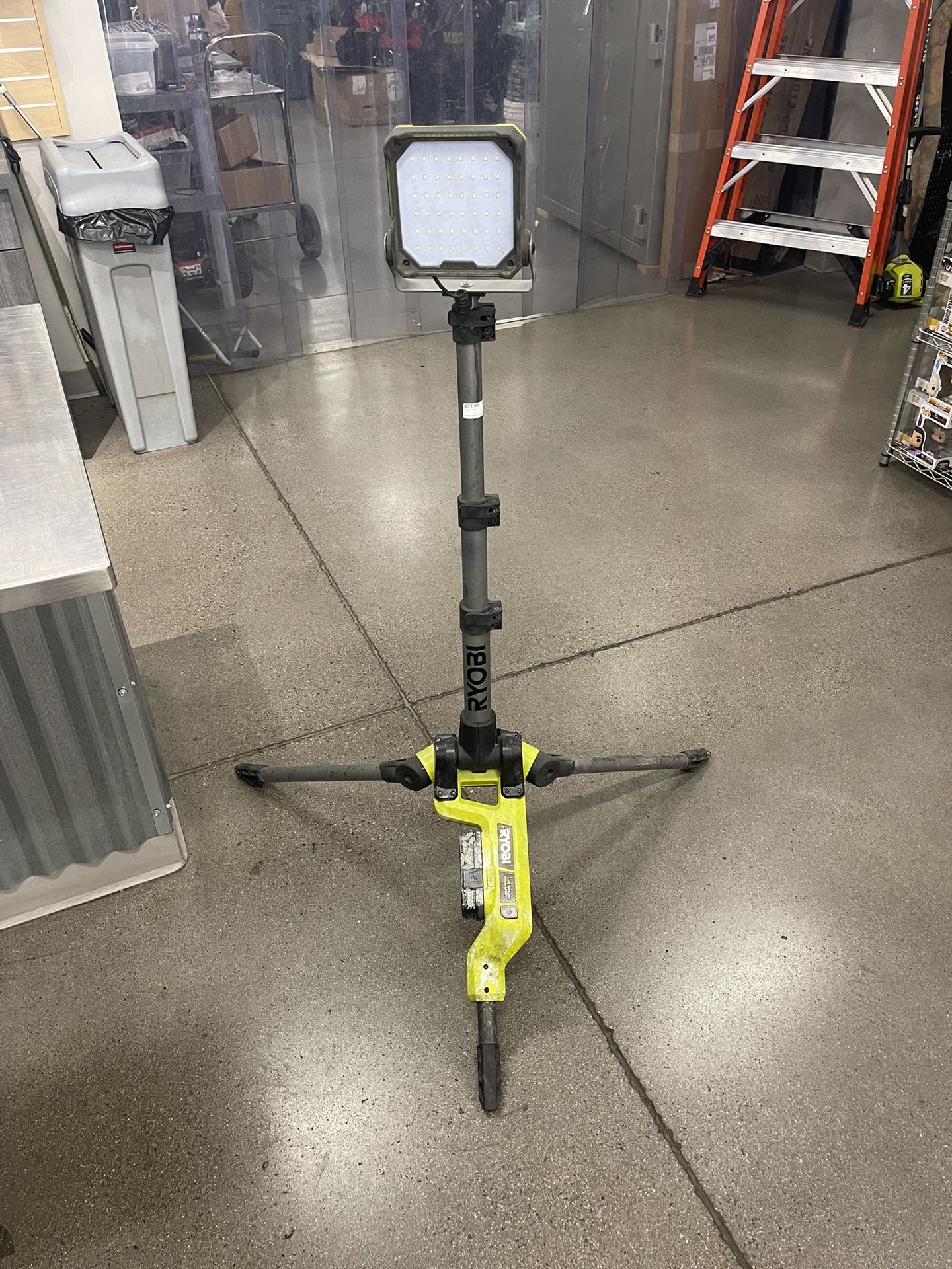 Ryobi Cordless Spot Light (136589) MMP