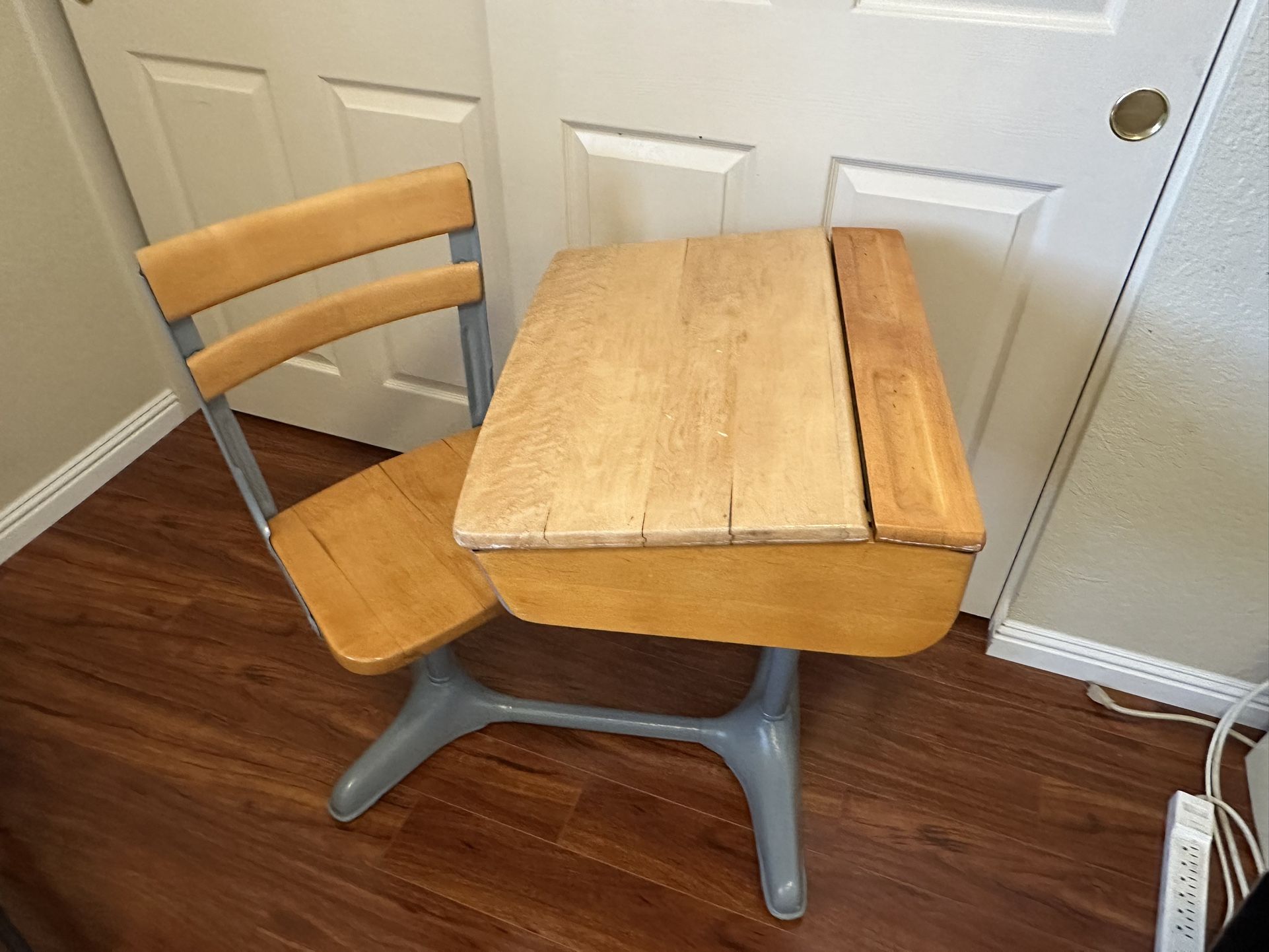 Kids Vintage School Desk OBO
