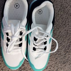  Kids Sneakers Size 4 (Brand New