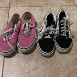 Girls Size 2 vans 