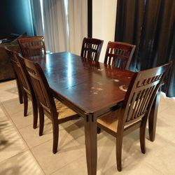Dining Room Table Set – Table + 6 Chairs