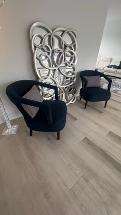 Accent Chairs