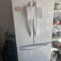 Refrigerator 