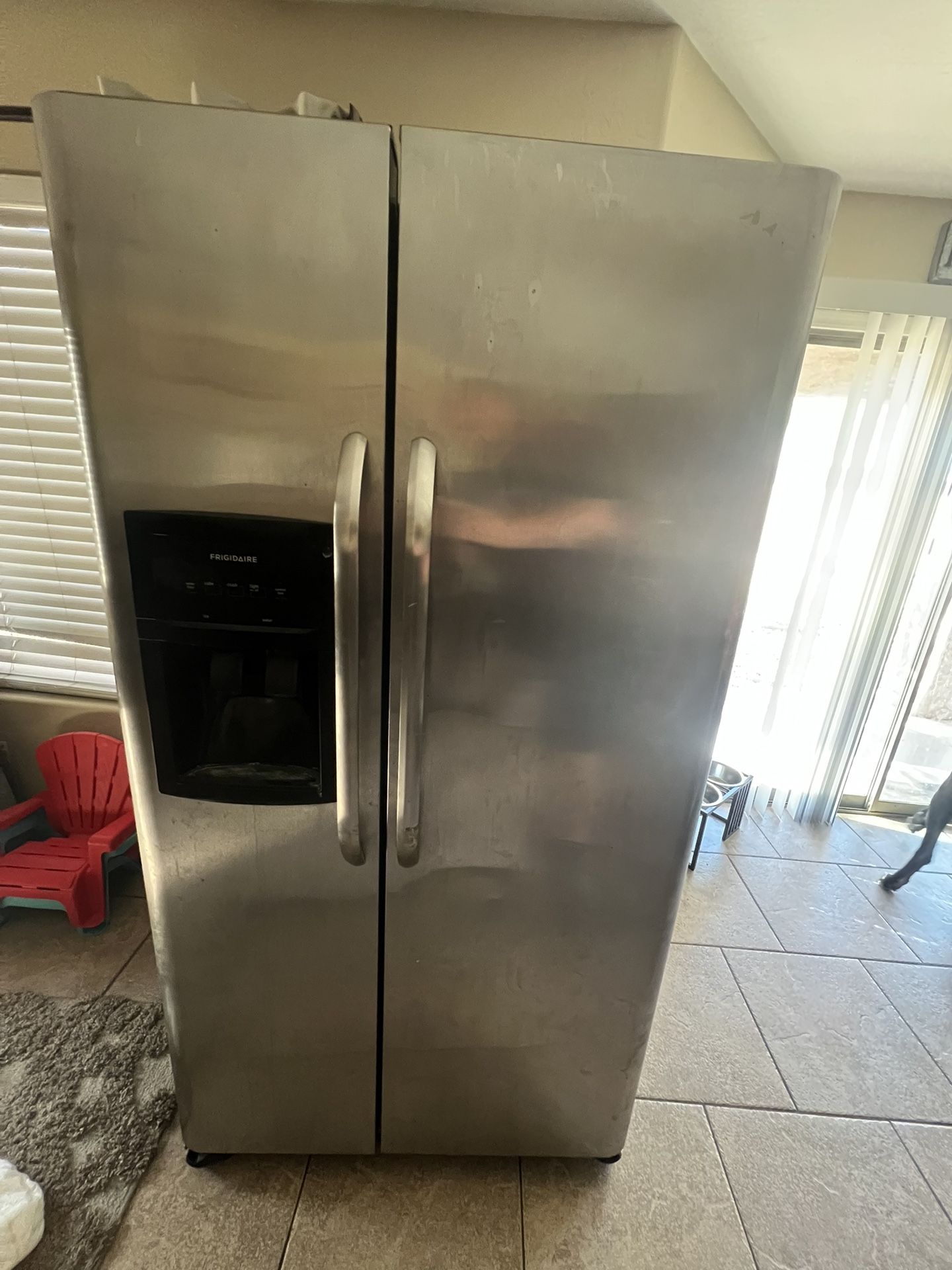 Frigidaire refrigerator