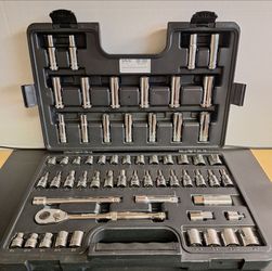 DURALAST SOCKET & RATCHET SET
